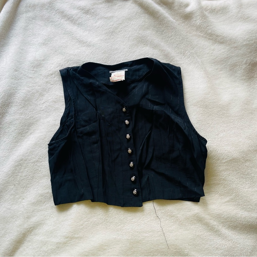 Vintage Crop Blazer with beautiful buttons